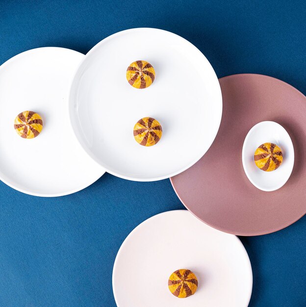 Farfurii în aranjament